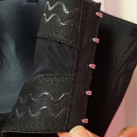 Beaded Bustier - Picture 4 of 8